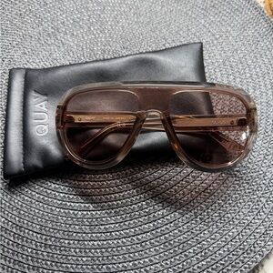 Quay Brown Set List Sunglasses